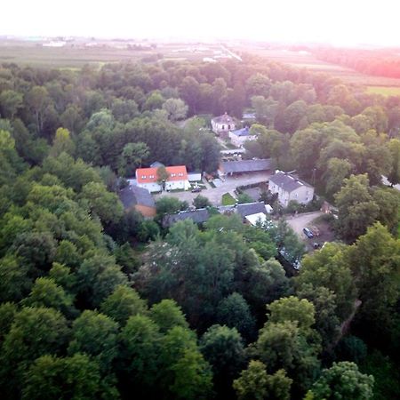 Hotel Bledowskie Rosy Blodow Exterior foto
